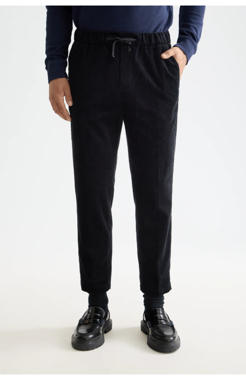 Jogger velours côtelé noir coupe loose tapered