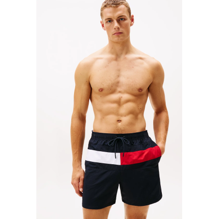 Short bain mi-long drapeau